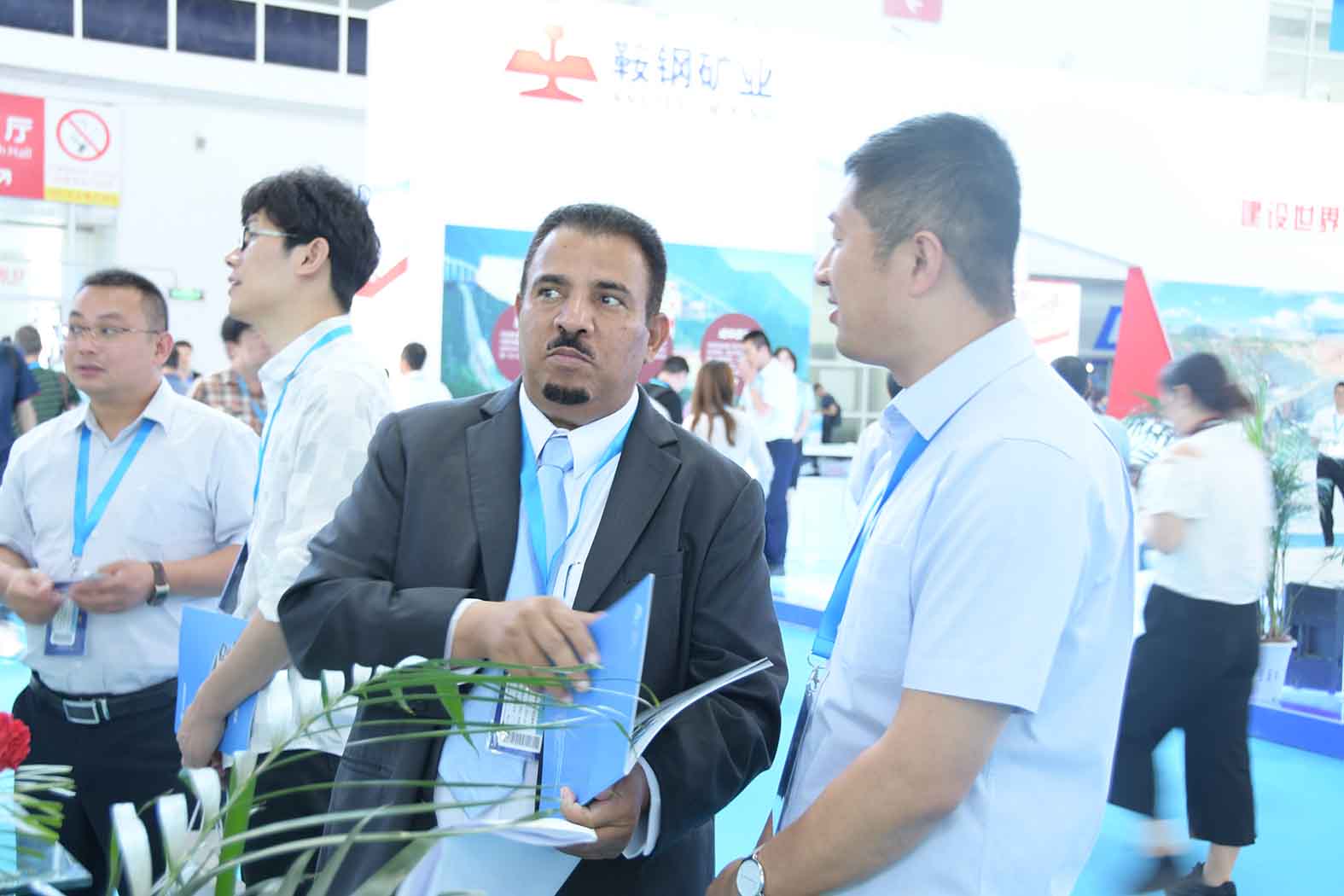 引领未来▲尊龙凯时纯电动矿用车闪耀2019CIME展会